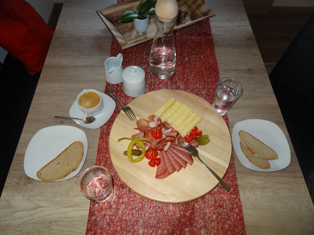 Panorama Apartment Bruck am Ziller Екстер'єр фото